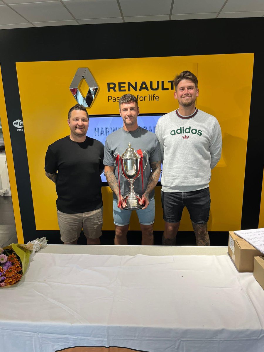 wab_fc's tweet image. The club were tonight presented with the Harwoods Isle of Wight Division 1 winners trophy. The trophy was proudly accepted by joint 1st team manager Joe Rayner, 1st team coach Paul O’Connor and 1st team vice captain Aidan Sainsbury ❤️💛🏆