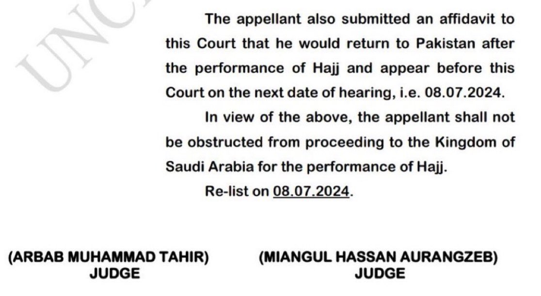 hina98_hina's tweet photo. This is contempt of court.
Now let's see what Justice Mian Gul Hasan and Arbab Muhammad Tahir will do.
  #PakistanUnderStateFascism
 #ImranRiazKhan https://t.co/6TFrtgynuB
