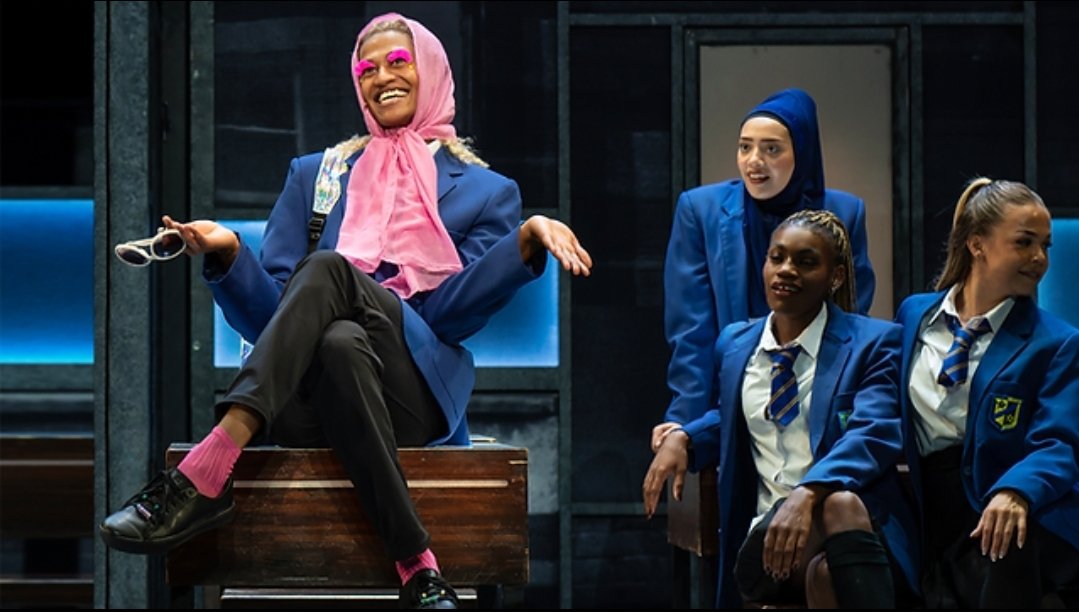 This was INCREDIBLE 👏🏼👏🏼

BOOK NOW 👇🏼
atgtickets.com/shows/everybod…

<a href="/JamieMusical/">Everybody’s Talking About Jamie - Musical</a> <a href="/MKTheatre/">Milton Keynes Theatre</a> #miltonkeynes