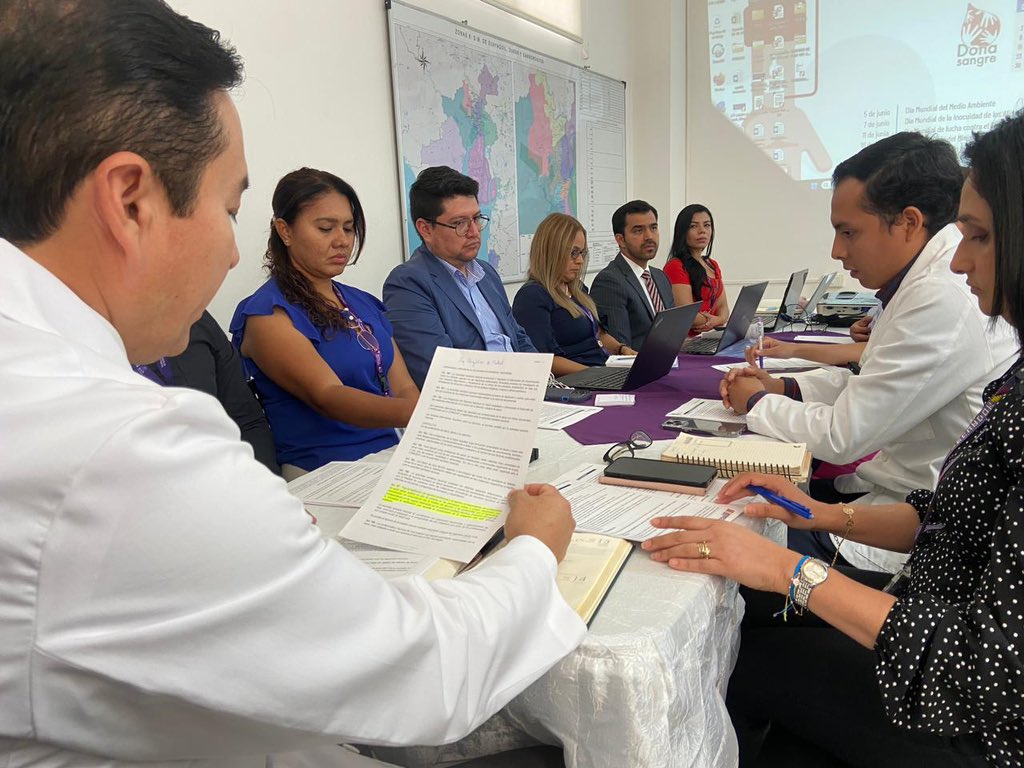 "El año rural está lleno de experiencias. Nos damos cuenta de la verdadera razón de ser del médico. Nos muestra que somos capaces. La confianza de nuestros pacientes es nuestra mayor recompensa.", resaltó Luis Villacrés representante de <a href="/ANAMER_Nacional/">ANAMER</a>.