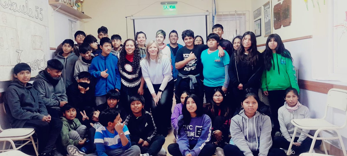 FRTrelew's tweet photo. para que puedan continuar sus estudios en el lugar donde residen, también se habló sobre las dificultades en el acceso a la salud. 

Tambien la diputada recorrio las instalaciones y la ampliacion de la escuela . https://t.co/ZsQDbCF5zR