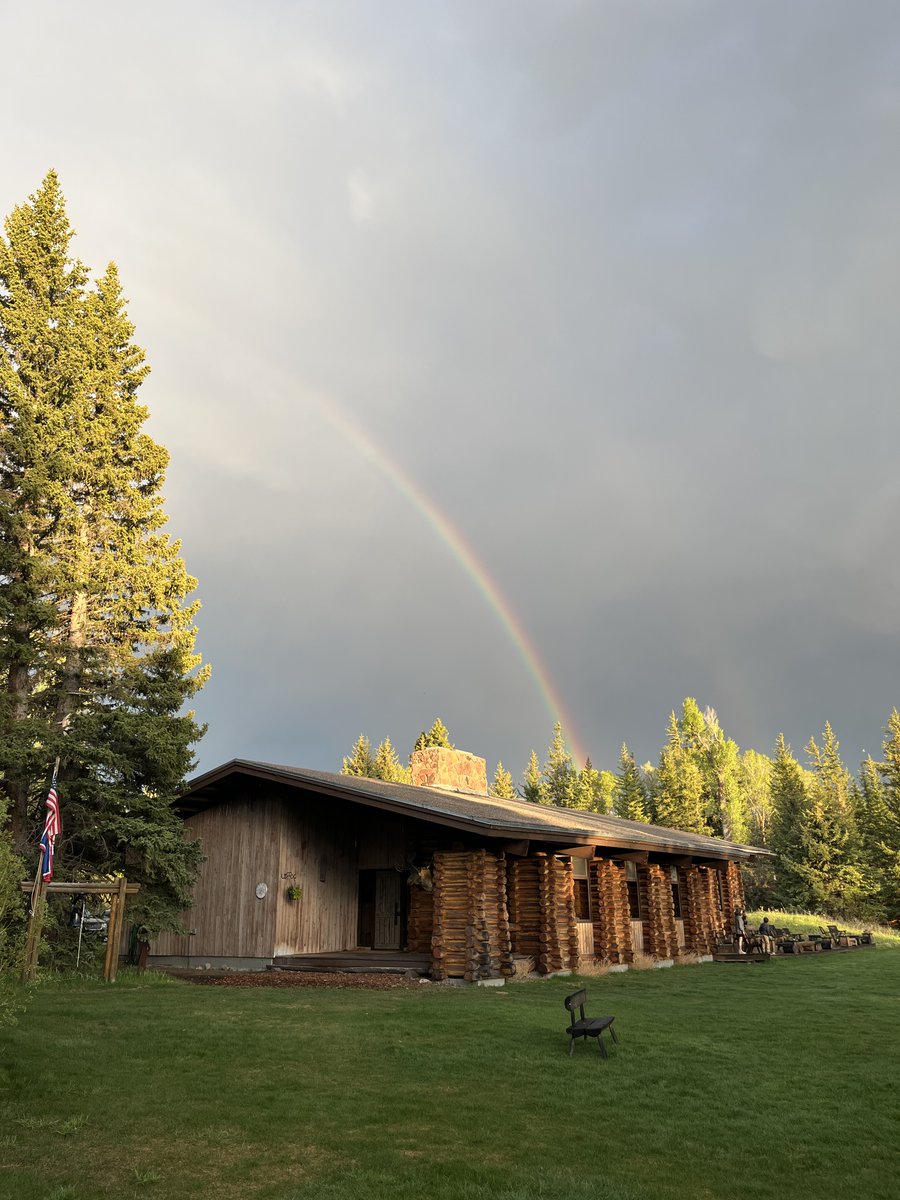 DudeRanch.com tweet media