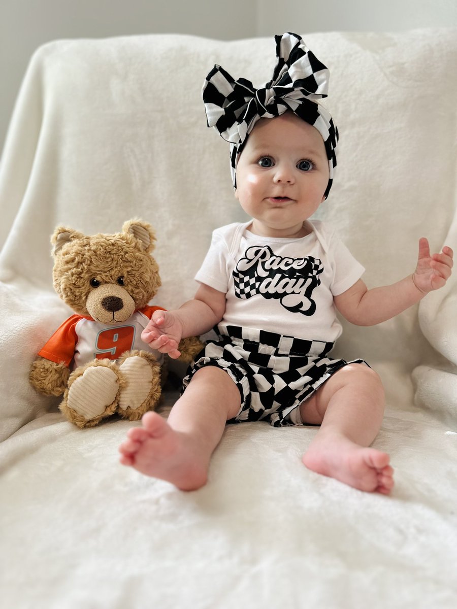 🏁 <a href="/HootersRacing/">Hooters Racing</a>