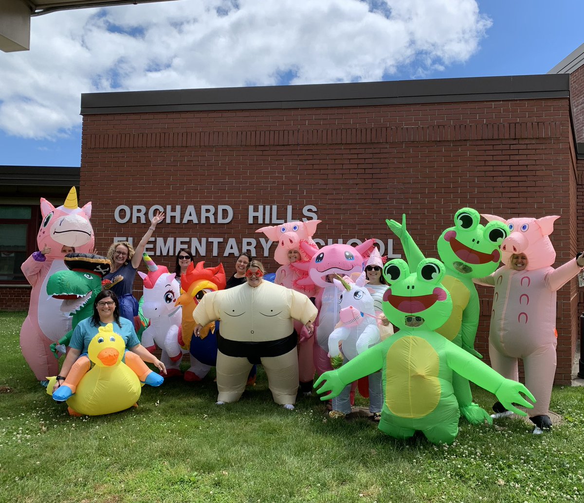 Sarah Scionti tweet media