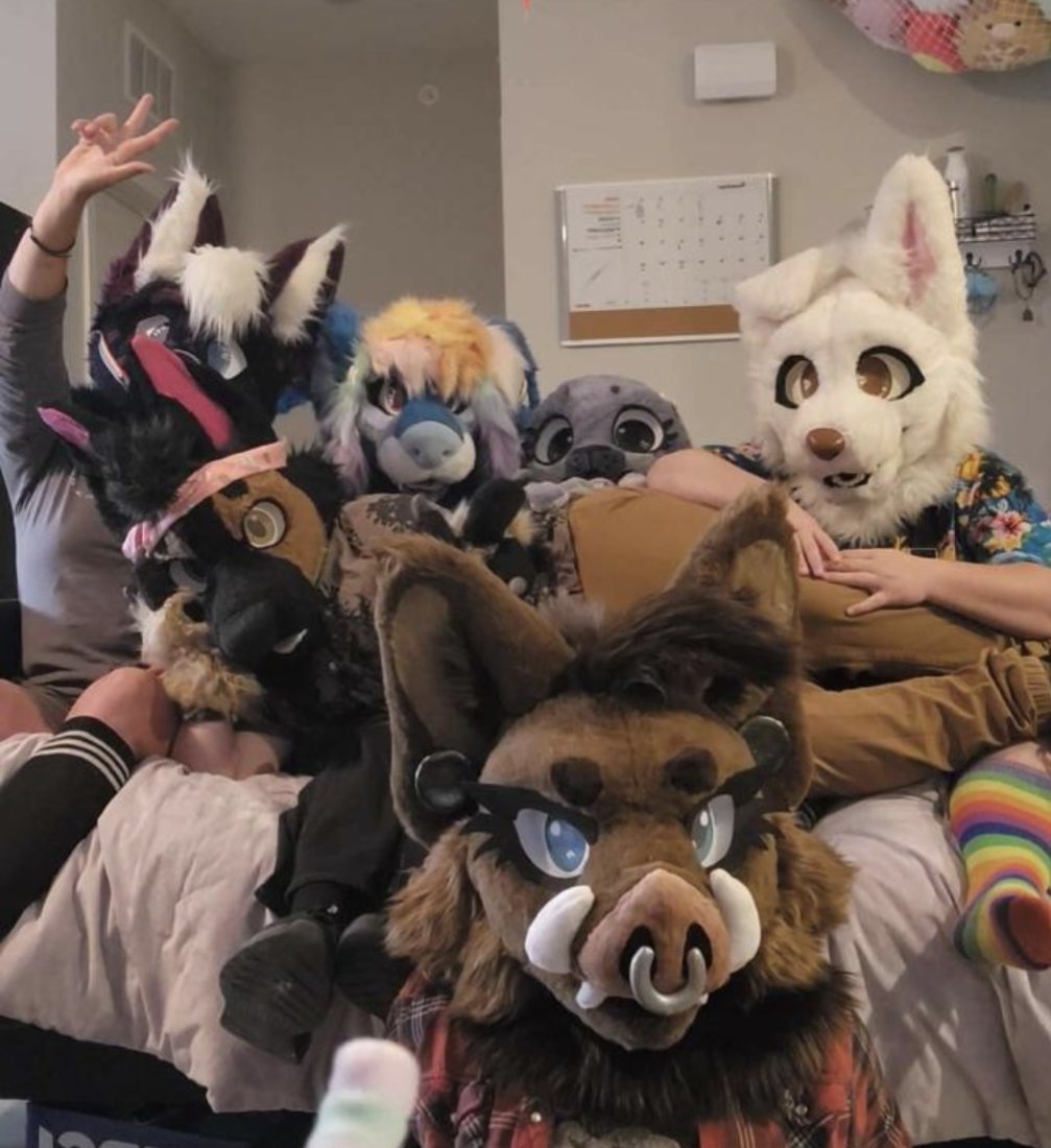 At0mmutt's tweet photo. Photos from my friends birthday party! https://t.co/4hInjQuj3X