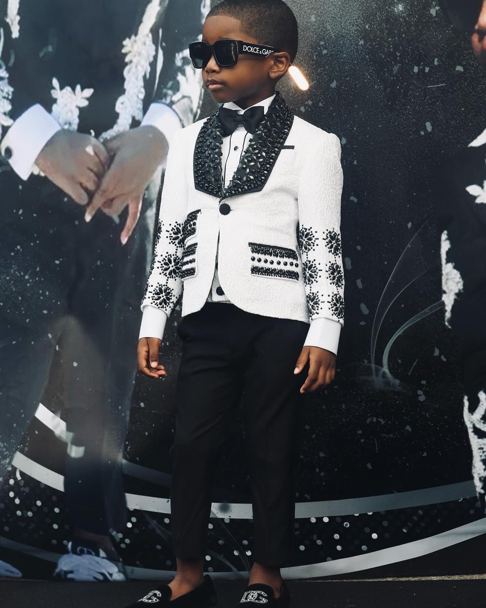 kirah_kirah_'s tweet image. The BIGGEST 🔥 #PROMKING🏆