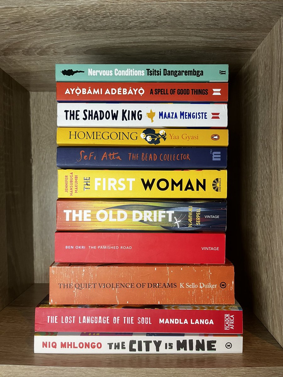 Les Reads and Rambles tweet media