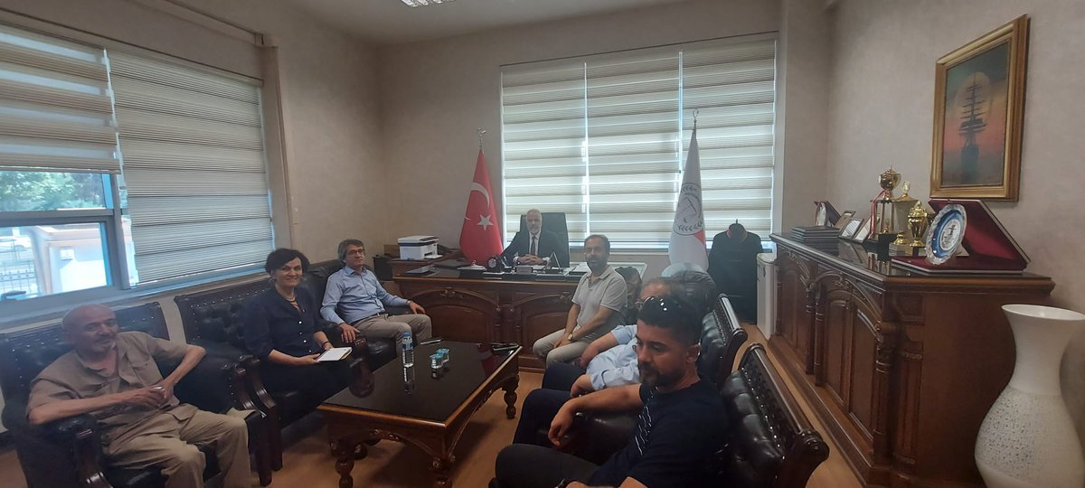 Genel Merkez Yöneticilerimiz, birlikte gelen heyet ve şube yöneticilerimiz ile çeşitli kurum ve STK ziyaretleri gerçekleştirildi. Bu çerçeve de Adıyaman Barosu ziyaret edildi. Mesleğimize ve toplum merkezine yönelik paylaşımlar yapıldı.
<a href="/SHUdernegiGM/">Sosyal Hizmet Uzmanları Derneği</a> 
<a href="/AdiyamanBarosu/">ADIYAMAN BAROSU</a>