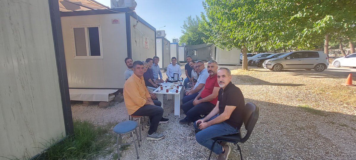 Genel Merkez Yöneticilerimiz, birlikte gelen heyet ve şube yöneticilerimiz ile çeşitli kurum ve STK ziyaretleri gerçekleştirildi. Bu çerçeve de Adıyaman Tabip Odası yönetimi ziyaret edildi. Mesleğimize ve toplum merkezine yönelik paylaşımlar yapıldı
<a href="/adiyamantabip/">Adıyaman Tabip Odası</a> 
<a href="/SHUdernegiGM/">Sosyal Hizmet Uzmanları Derneği</a>