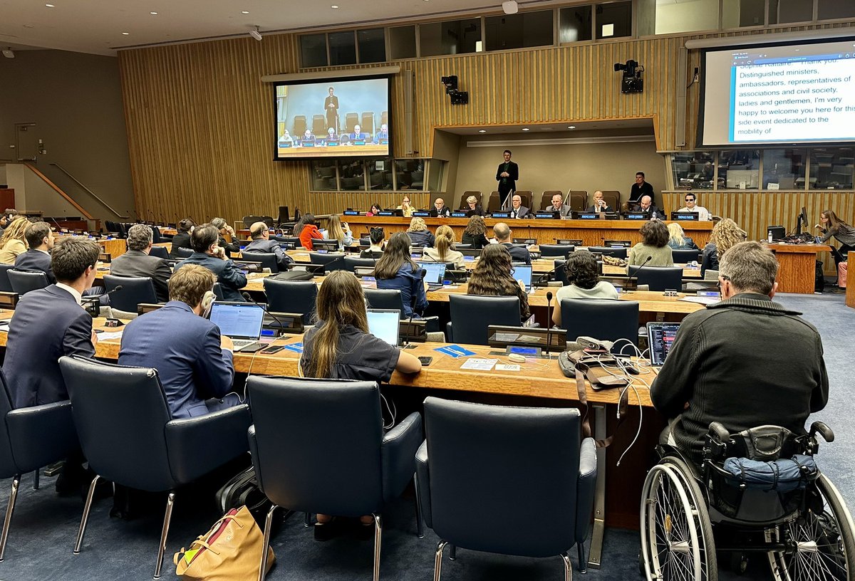 franceonu's tweet photo. En marge de la conférence de l'@ONU_fr sur le handicap #COSP17, la France, avec la Grèce, la Tunisie, l’Argentine et OHCHR, a organisé un événement pour faciliter la mobilité des étudiants en situation de handicap.
#LaisserPersonneDeCôté https://t.co/ec1g0OlXjg