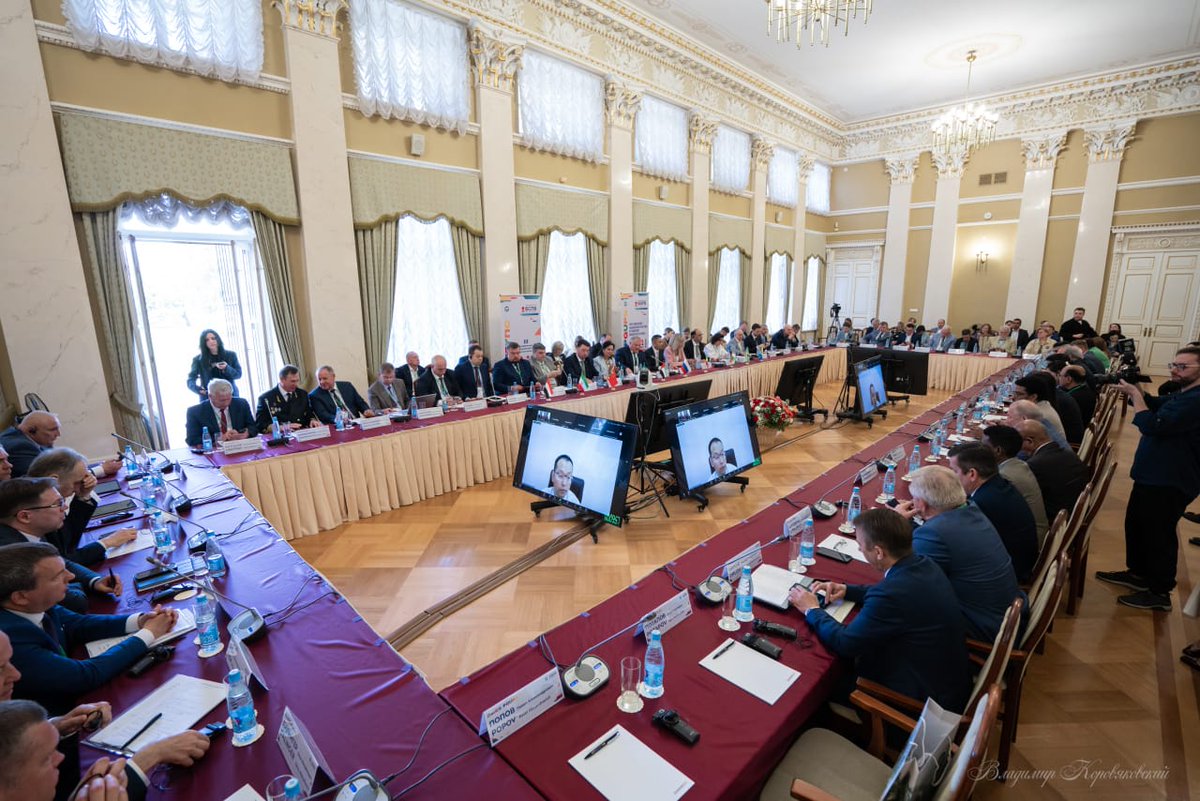 AbdulkeriMo2's tweet photo. #BRICS and #African #Railway #Networking Programme
----------- ------------ -----
I am honoured to have been invited by #PGUPs Transport University to participate in a conference focused on enhancing the Association’s activities within the context of #BRICS expansion. https://t.co/vaFg7bzQN2