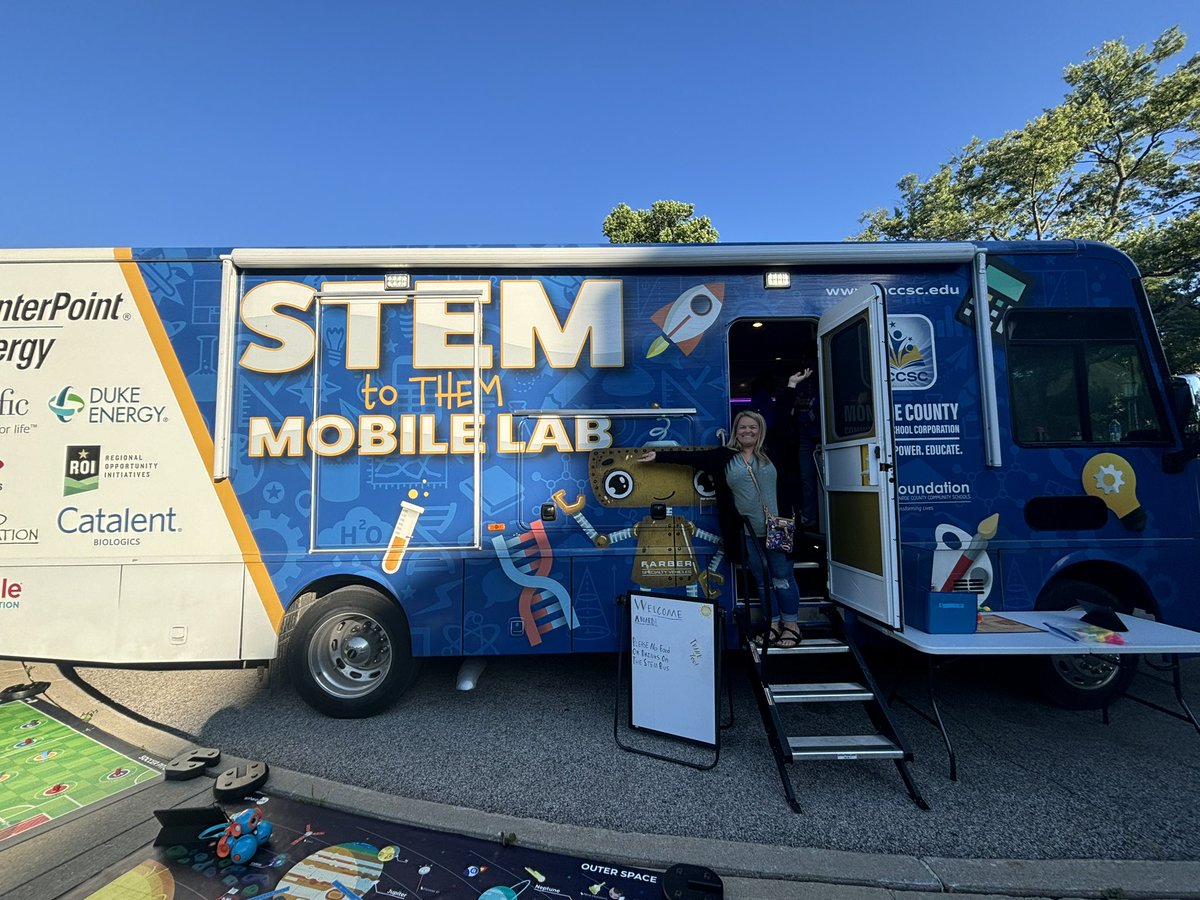 MrsKoch2025's tweet image. #INCSPDWeek has been great so far! Excited to bring some new 3D printing strategies to DES! @MrsCiempola @DES_Broncos