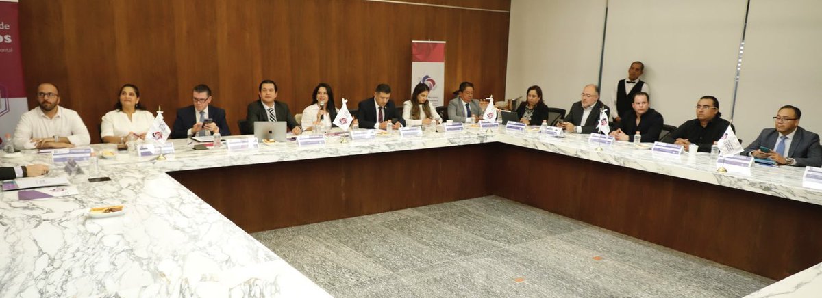 CagdSnt's tweet photo. 🔔Estamos a punto de iniciar la Primera Sesión Extraordinaria.
Presentaremos informes sobre la Caravana Archivística, el Seminario Permanente en materia de Archivos, el proyecto Cápsulas Archivísticas y el Decálogo de Archivos. 📂✨

Transmisión en vivo: https://t.co/AHgogG4FtE https://t.co/962EcOJUuK
