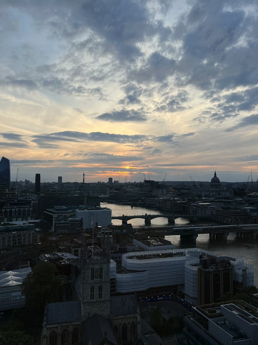 And that’s a wrap on Slaughterfest 2024! Guests were treated to a lovely sunset as the evening came to a close. Thank you to everyone who came, and do share any photos or videos you took using the hashtag #slaughterfest or #slaughterfest24! Until next year🔍🩸🎷🔪