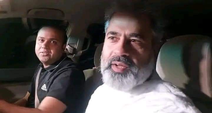 UmarFarooqGL's tweet photo. Pakistan is officially no longer an "Islamic Republic of Pakistan" 
Imran Riaz Khan wearing Ihram for Hajj arrested from Airport.
No respect of law, No respect of citizens rights.
The law of the jungle prevails in the country.
#ImranRiazKhan https://t.co/PUpH38z2U0