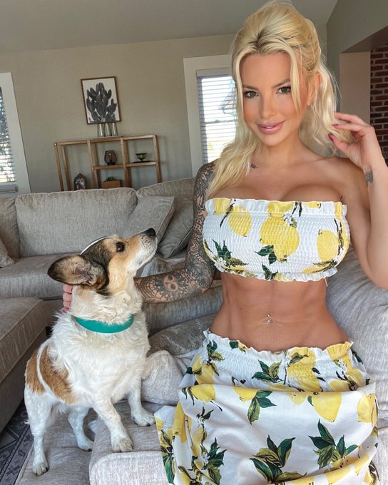 When life throws you lemons, throw em back!! ✌🏻 https://t.co/brYurml22T