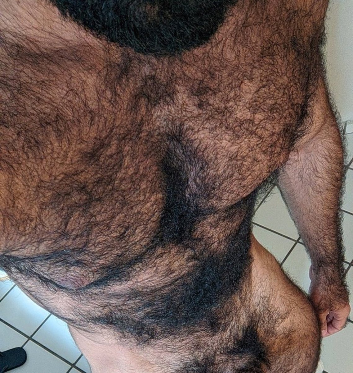 Hairylo55550680's tweet photo. Is @HungHairyGod hairy enough for you? https://t.co/raA1CKURag
