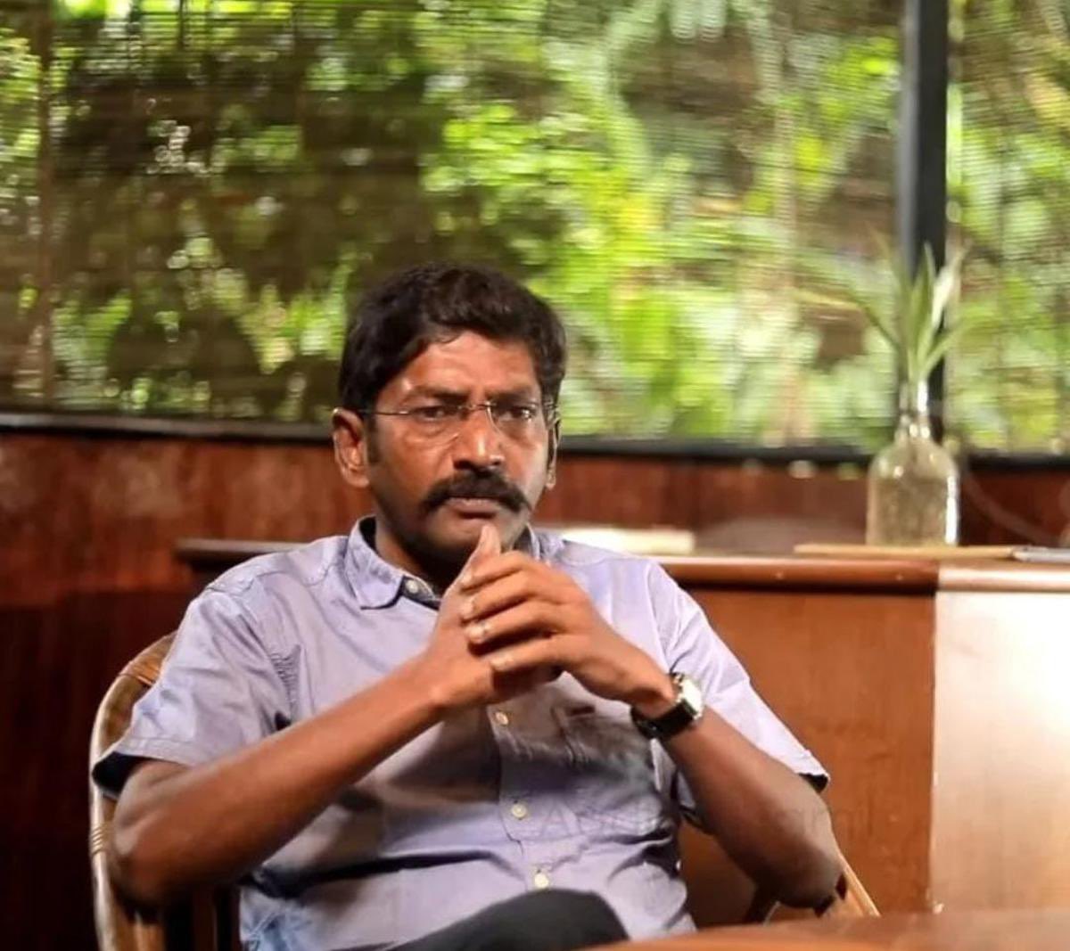 நம்ம ஞாபகமே யாருக்கும் இருக்காது போலிருக்கே 🤨🤨