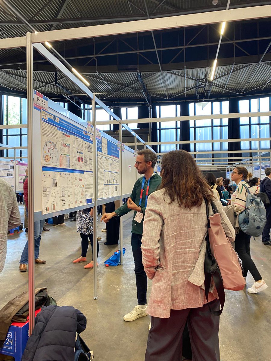 GuillermetLab's tweet photo. This evening, @BenoitThibault_ had the opportunity to present @CayronCayron's PhD done in collaboration with @jeansarry's team. Lots of very interesting discussions and ideas! #EACR2024 https://t.co/NW3c67kqBZ