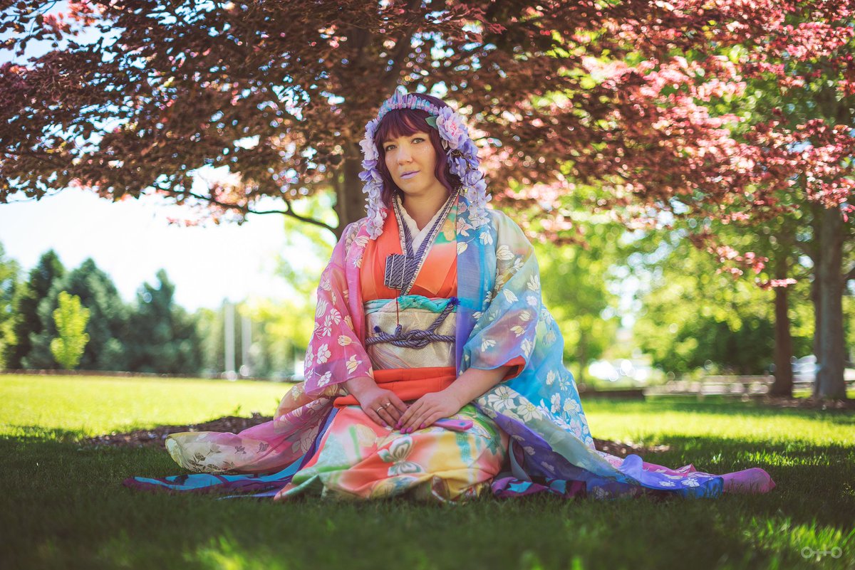 I have been dying to do a fairy-inspired outfit with this organza uchikake ever since I got it! As a lovely happenstance, it's rainbow for pride month 🩷💛🩵
Happy #Pride from an LGBTQ+ cosplayer AND photographer!

Photo by <a href="/OfficiallyOtto/">ØttØ Denver Photographer</a>