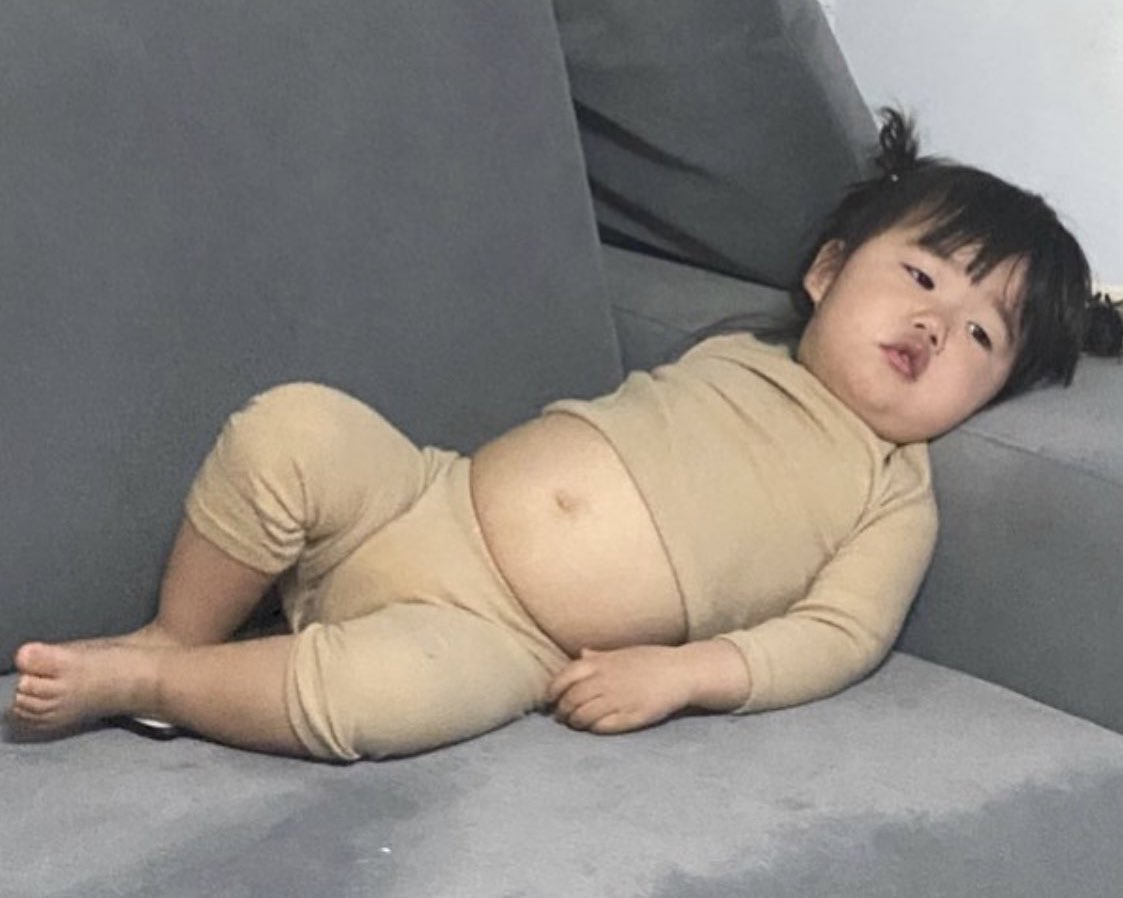 ثاني أكثر انسان ناجح هو اللي ينام امبچر