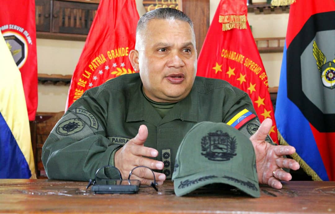 arparrayarza's tweet photo. #11Jun || Abordamos el Centro de Recepción, Clasificación y Control de Suministros y Bienes Públicos del @somos_ejercito (CERECOSE), presentando comisión auditora para el inicio del Exámen de la Cuenta, siendo recibidos por el Jefe de la unidad, el Cnel. Orlando Bonilla Escalona. https://t.co/5dNLeoJex5