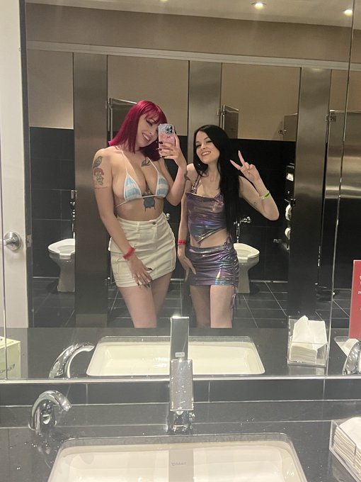 Goth girls are my weakness 😈🖤   @AltPornNet  @marley2themax @HadesVonDirge @BunnieJade @stormyskyex https://t<a class="tags" target="_blank" title="On Twitter" href="/?out=eyJ0eXAiOiJKV1QiLCJhbGciOiJIUzUxMiJ9.eyJpYXQiOjE3MTg5NDgyNzYsImlzcyI6InR3cG9ybnN0YXJzLmNvbSIsIm5iZiI6MTcxODk0ODI3NiwiZXhwIjoxNzUwNDg0Mjc2LCJyZWRpcmVjdF91cmwiOiJodHRwczovL3R3aXR0ZXIuY29tL0FsdFBvcm5OZXQifQ.34p-yYZ_eEdE6jQ1vB8IOSL-GjIp956URTF_qn4qdHBBZJlpTbRI7Y8KEYQF2TkJNJ9OSh9iaXYDYCbA9EPnlA">@AltPornNet</a><a class="tags" href="/tag/marley2themax">@marley2themax</a>