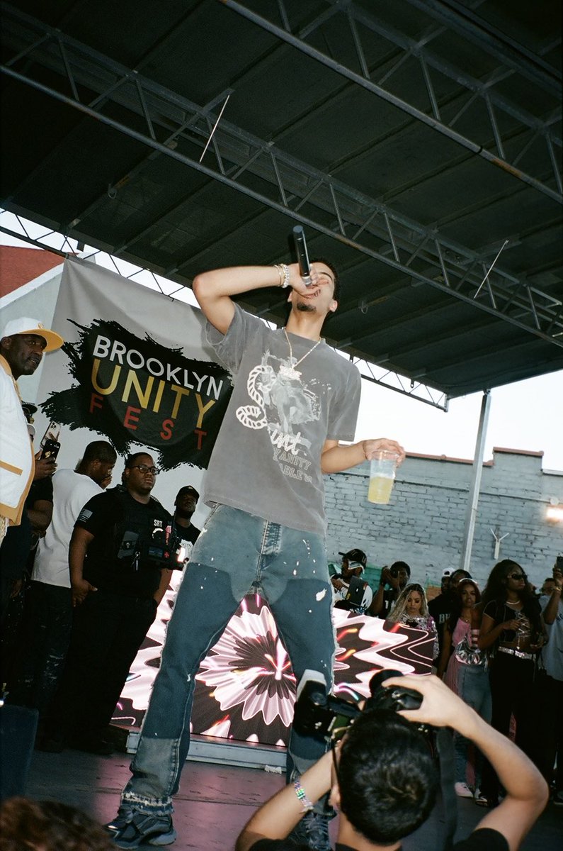 jaycritch's tweet photo. https://t.co/rwhsbhvZzj