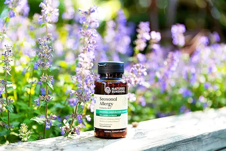AvivaBleu's tweet photo. Providing relief and protection against seasonal irritants with our liquid solution. 

#shopnow #linkinbio #healthylifestyle #avivableu #holistichealing #livewell #wellness #healthyliving #healthfirst #healthproducts #totalhealth #healthandwellness #loveyourbody https://t.co/UbVFBsDGzt