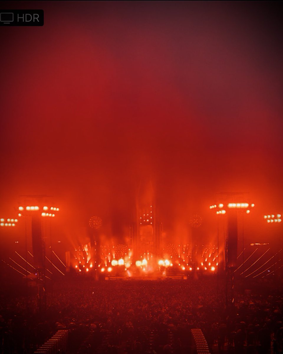 Rammstein incendia Barcelona en una noche para el recuerdo 😉
Cuéntanos cuál ha sido tu momento favorito del concierto de los germanos 👇 <a href="/RSprachrohr/">Rammstein</a>