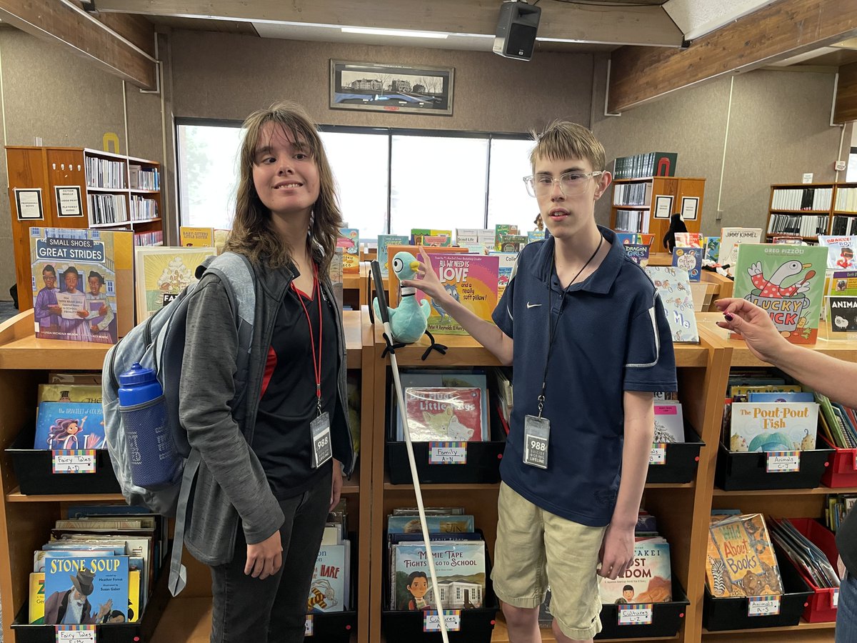 .<a href="/The_Pigeon/">The Pigeon</a> was curious to about accessibility and the <a href="/CSDBBulldogs/">Colorado Deaf Blind</a> were a great place to start! The Pigeon learned how to use a cane and a Brailler but had a hard time figuring out sign language using wings.