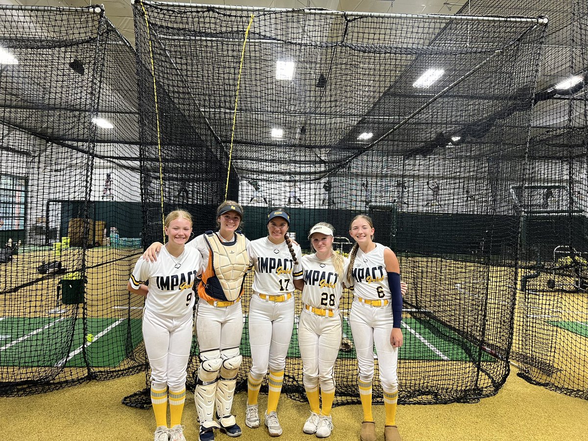 Bevin_Kelm's tweet photo. Had a great time today at @BaylorSoftball camp! Loved the experience, meeting other players and getting a chance to perform in front of the coaching staff! #SicEm
@BUcoachNewman @BUMoore @coach_diaz22 @CMataImpactGold @ImpactGoldOrg https://t.co/2tSEIsH5TR