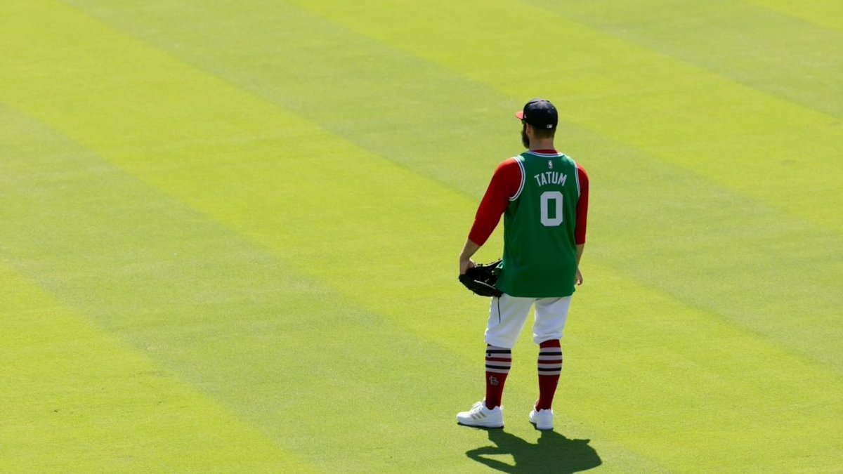 The Lou is behind you, <a href="/jaytatum0/">Jayson Tatum</a>! 🍀

#ForTheLou