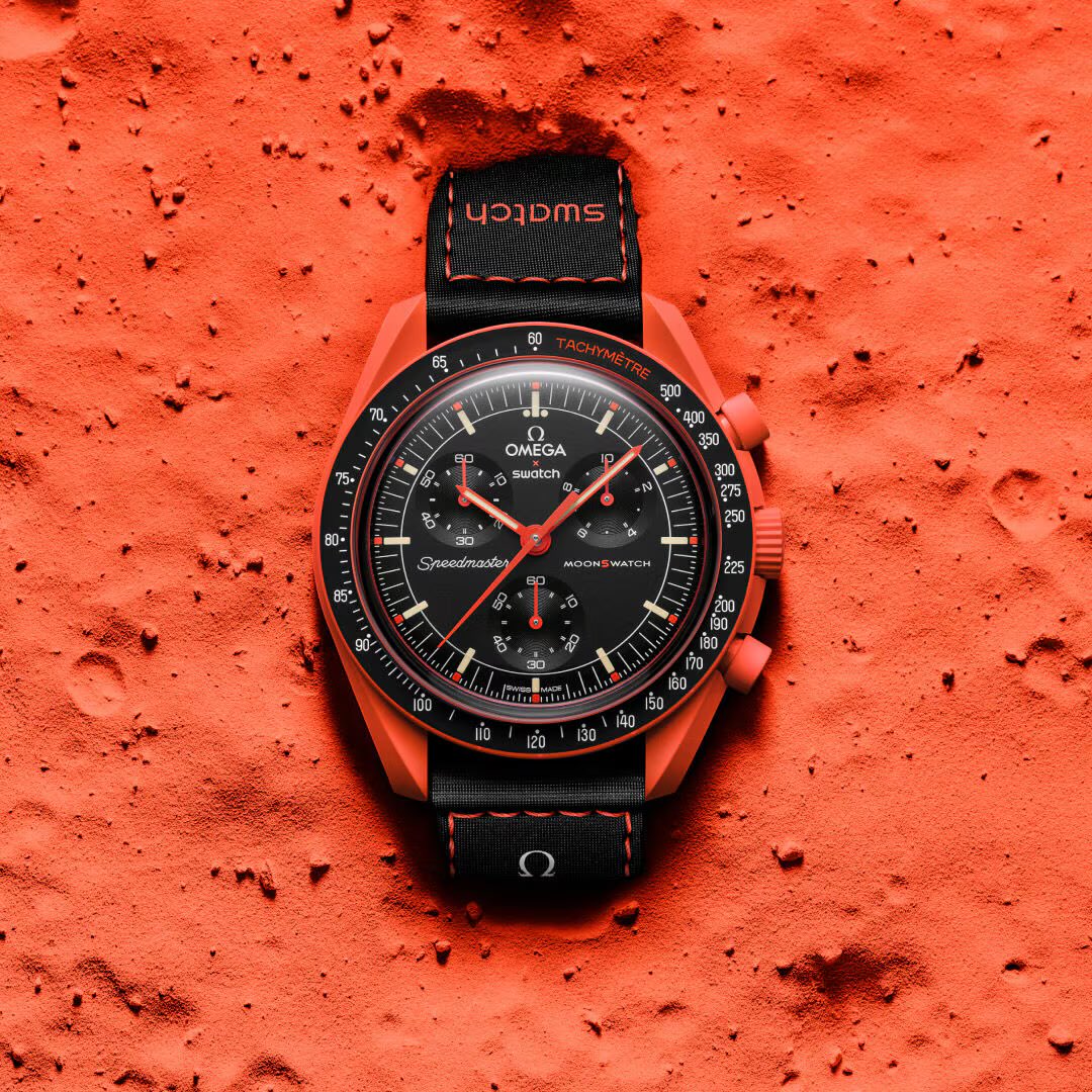 TheWatchMuse's tweet photo. Another 3 new MoonSwatch options: Mission on Earth.

Lava
Polar Lights
Dessert

A colour refresh was needed and expected. But does feel like the range is becoming a bit confused - too many options. Yet still not easy to buy! 

They do look good though! 

#swatch #omega #watches https://t.co/AieUONy2hZ