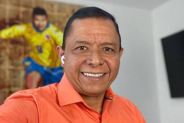 CuellarFacts___'s tweet photo. “El problema de Junior casi nunca es específicamente  por la contratación de sus jugadores; sino por la contratación de sus DT's. Siempre hay algún medio pelo al que le arman una tremenda plantilla y no sabe qué hacer, o un mal DT al que le dejan traer lo que sea” Iván Valenciano https://t.co/DRqsOr2b8o