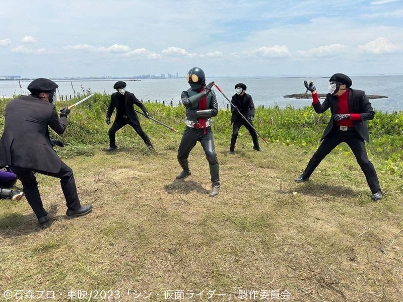 14_kaiju's tweet photo. Behind-the-scenes of the new 5-episode version of Shin Kamen Rider