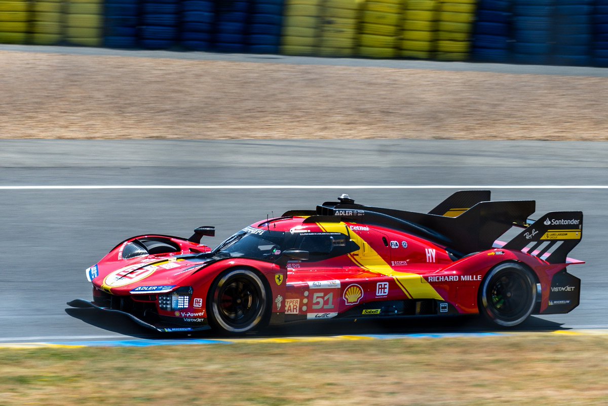 canaleffe's tweet image. E nossa, a Ferrari acordou num belo dia e disse "vou criar um dos carros mais bonitos que o esporte a motor já viu na vida" e lançou este: