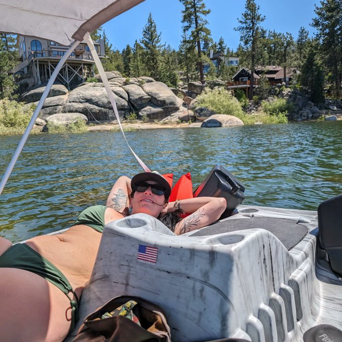 Fun day on the lake https://t.co/SIyWvAzZvb<a href="/tag/mfc"class="tags"><span>#mfc</span></a>