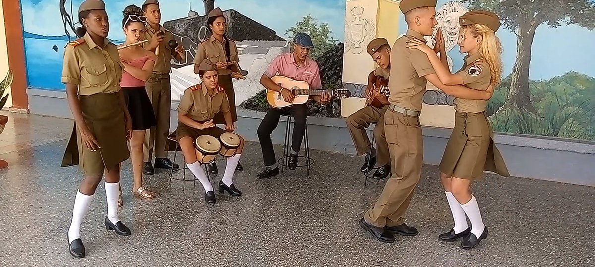 Alberto2012377's tweet photo. Orgulloso de haber sido camilito y orgulloso también de los que hoy lo son. #EstaEsLaRevolución 🇨🇺
#Cuba ❤️
#CubaViveEnSuHistoria https://t.co/DhJFOs3cAI