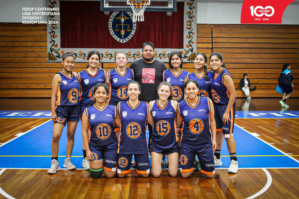 perufedup's tweet photo. ¡OTRO TRIUNFO EN CASA! 🔥🏀
La #UDEP venció 60-39 a la #UCSUR y sigue en pelea por el 5to puesto de la FEDUP Centenario Liga Universitaria de Basquetbol Damas División 1 Región Lima 2024. 

📸 @marianath__

FEDUP, 100 años promoviendo el deporte universitario 💙❤️ https://t.co/1YOHJMKfFP