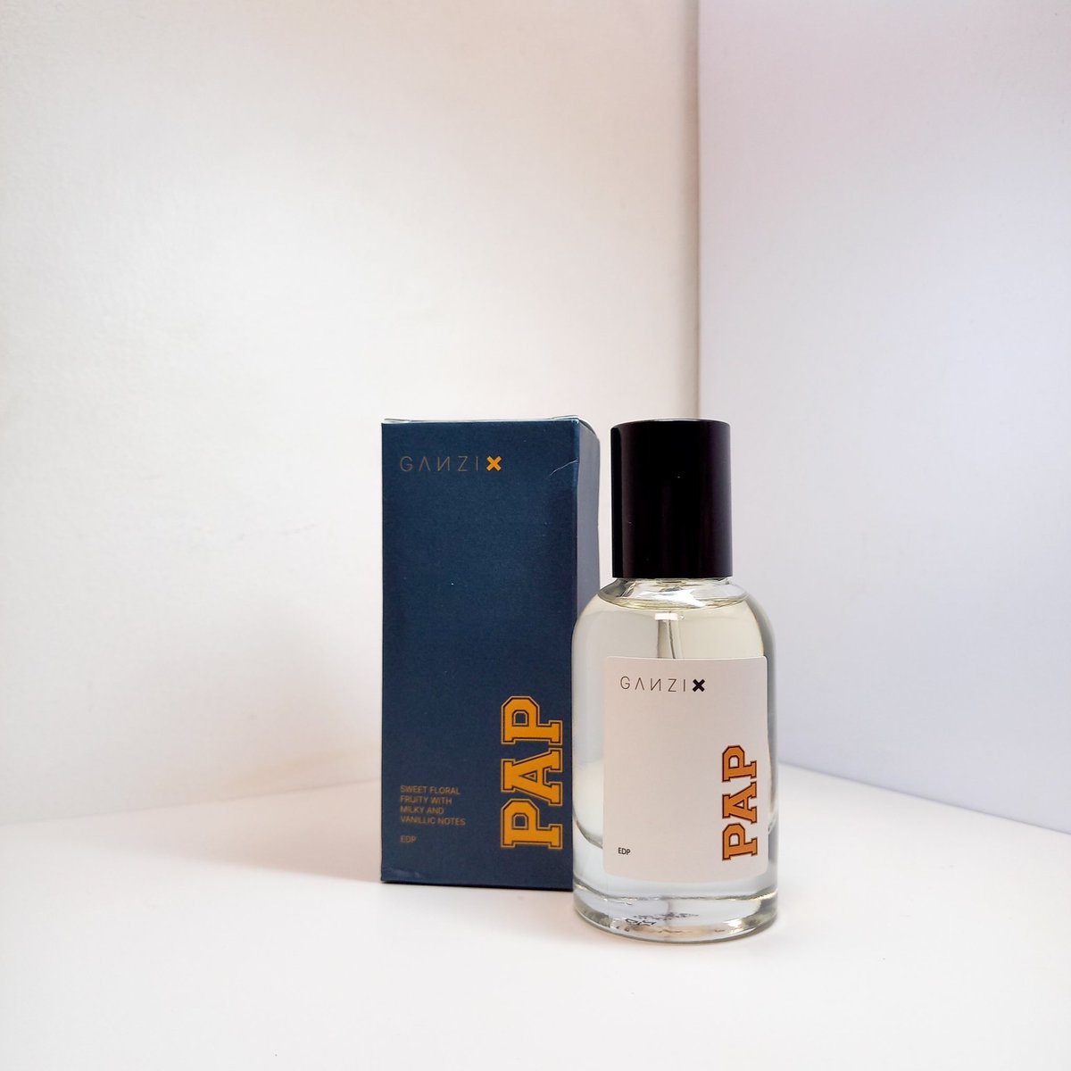 lulyourbae's tweet photo. siapa yang suka wangi parfum sweet tapi tetep fresh dan ga bikin eneg??☝️

sini sini kenalan dulu sama Ganzi X EDP - PAP✨️ cocok banget buat nongkrong cantik🥨

jujur aku selalu salfok sama namanya yg unik😆 https://t.co/UZfneqglOZ