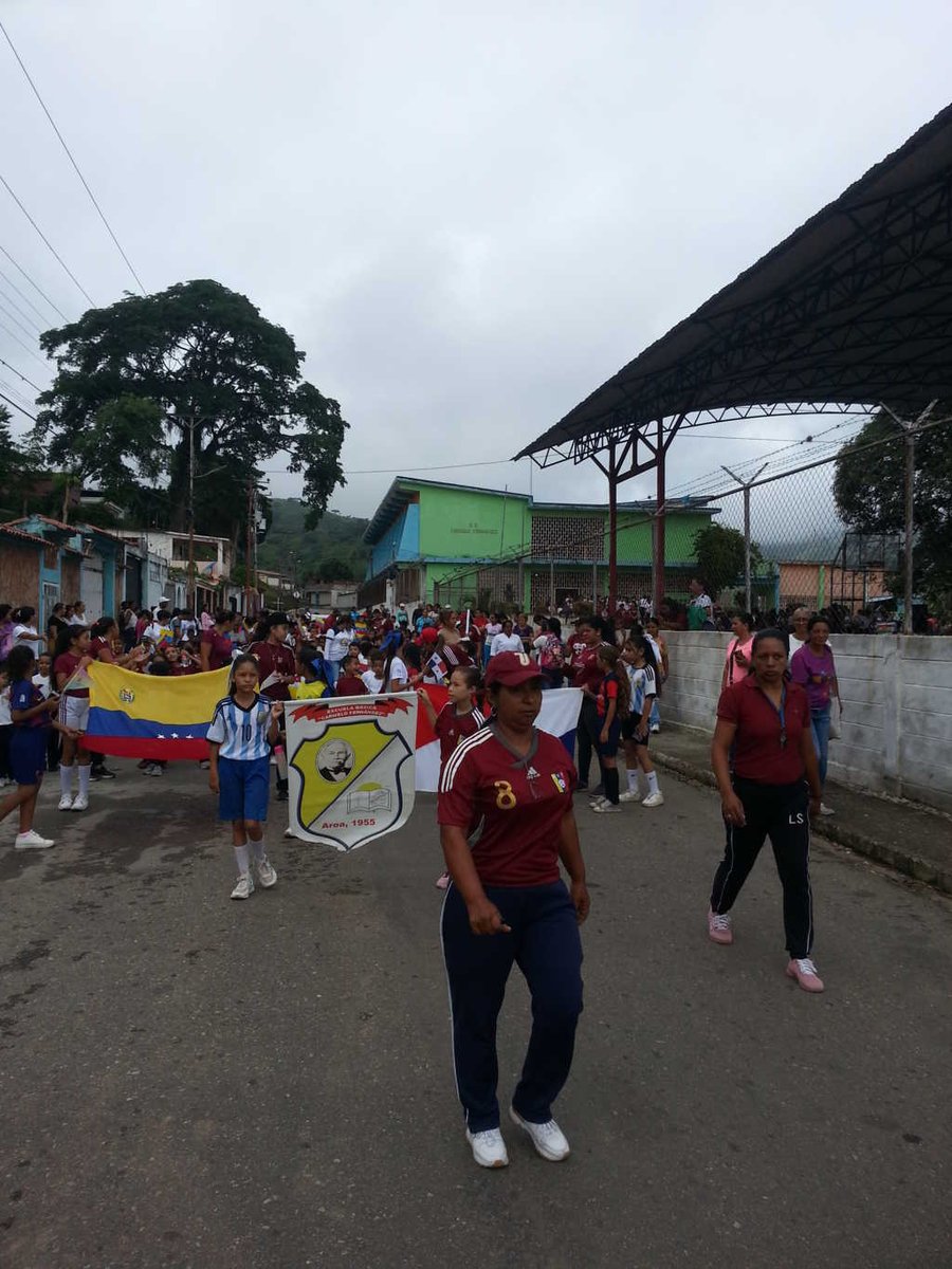 Gestion Comunicacional CDCE Bolivar tweet media