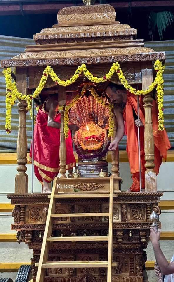 chamundi_betta's tweet photo. ಕುಕ್ಕೆ ಸುಬ್ರಹ್ಮಣ್ಯ ಸ್ವಾಮಿ ಉತ್ಸವ https://t.co/0Q8AhJe5Z1