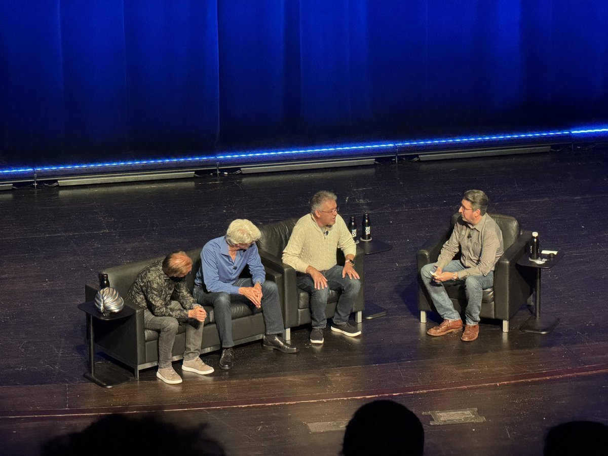 Ruszkowski_Beer's tweet photo. @gruber thank you for the Talk Show Live.  Solid questions and I appreciate your patience to let them answer.  #wwdc #thetalkshow https://t.co/VQLRgphWJP