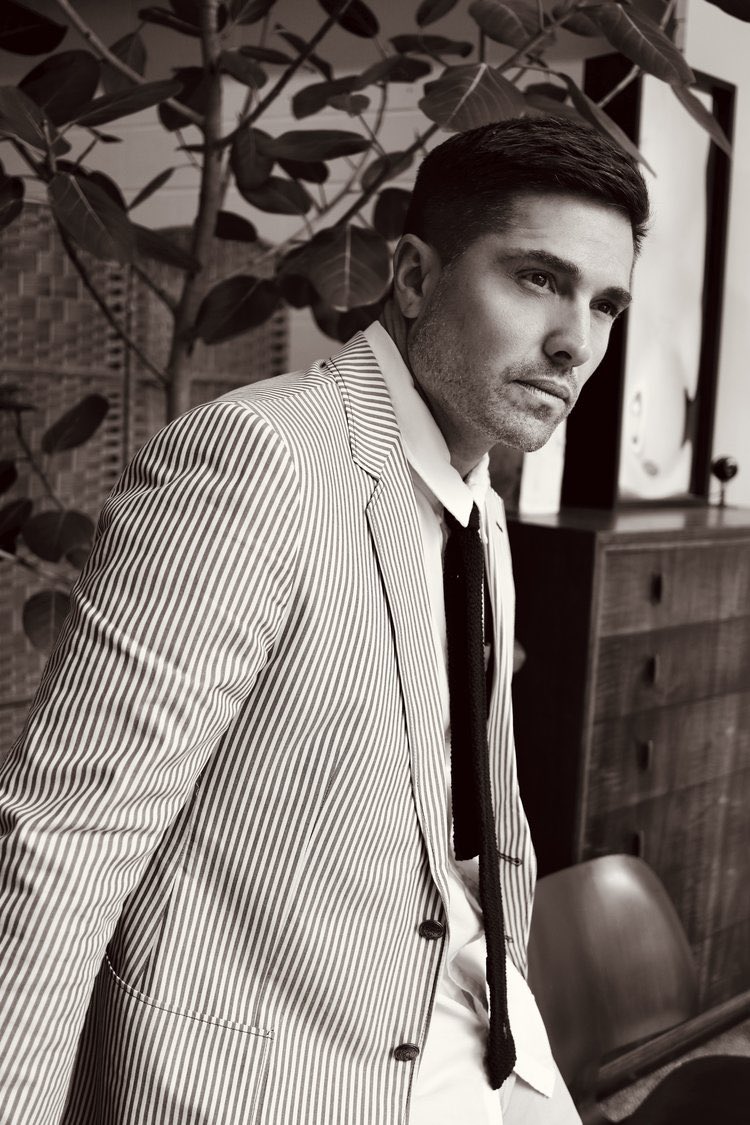 kathyldg2023's tweet photo. Eric Winter photoshoot. πΈπ·
1) Tommy Hilfiger photoshoot.
First break in the business
2) June 2024 Bare Magazine feature & photoshoot
#EricWinter #BareMagazine #photoshoot
Then Now https://t.co/ZzlRX1Tq3P