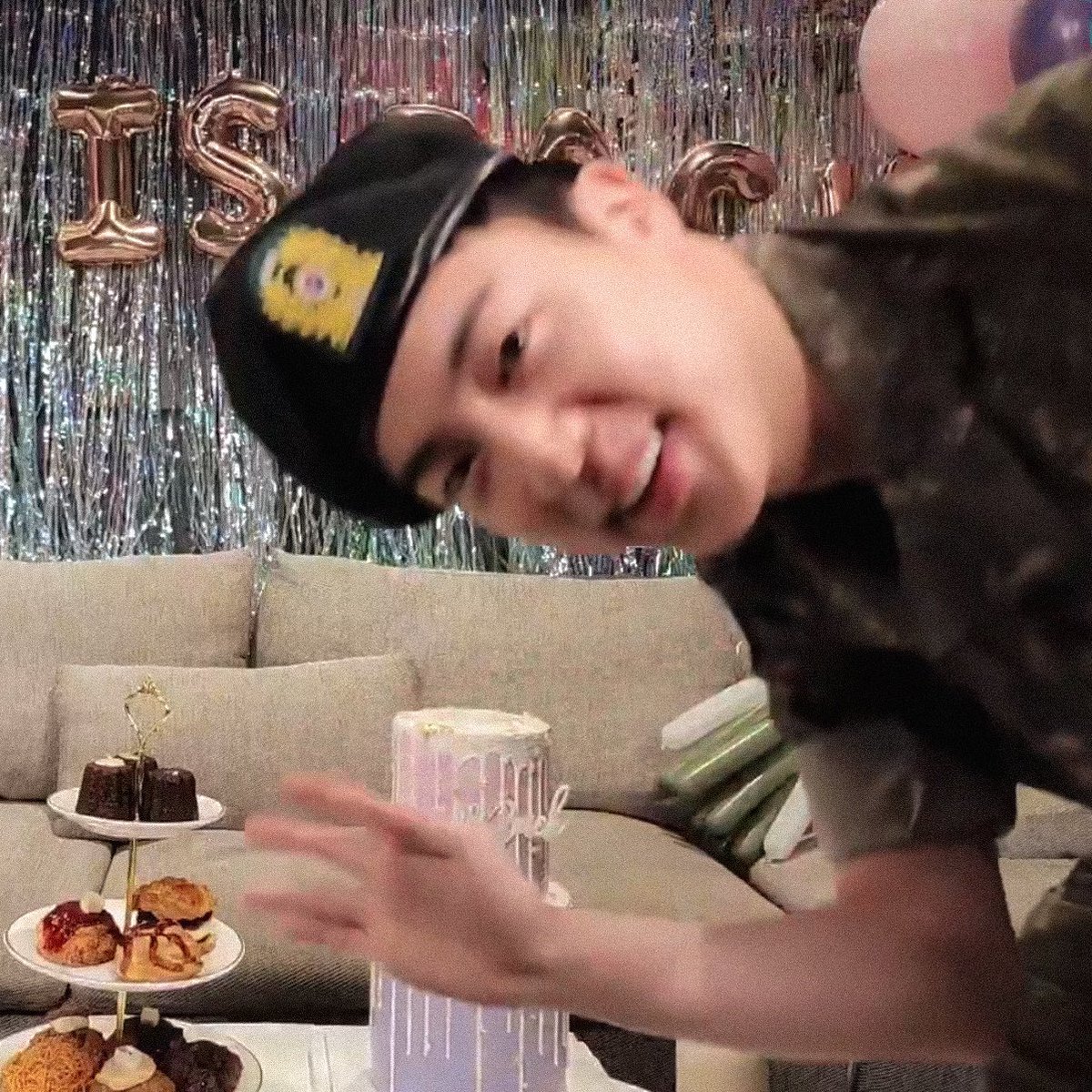 Thumbnail of www-x-com-filmsforjin-status-1800733405749137895-9c9d8ccb047d456e