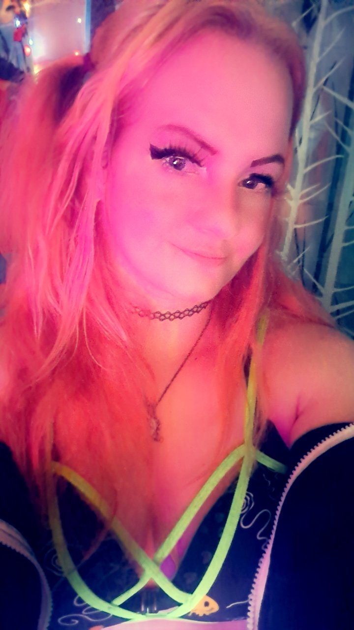 2 pic. Loving my new body transformation!! https://t.co/051enFKRcX