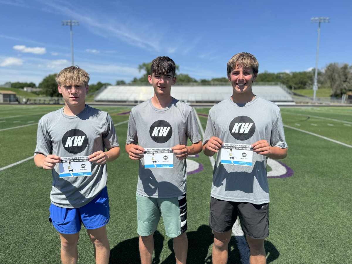 KickingWorld's tweet photo. Good 2-Day camp in Omaha, Nebraska this last weekend. Nice job to our student coaches Aiden, Nick, and Chaz for doing a great job helping Coach Alex. Congrats to our 3 Showcase invitees &amp; the competition winners. We look forward to seeing everyone again soon! https://t.co/UbYGdhwG5s