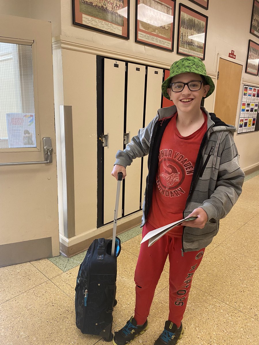 ArthurVoaden's tweet photo. Our Vikings display their spirit this week - today was #Anythingbutabackpack day and containers included a crockpot on a leash, luggage, and a World War II mine container! @TVDSB @TVDSBSafeSchool https://t.co/2lGDYu4YFi