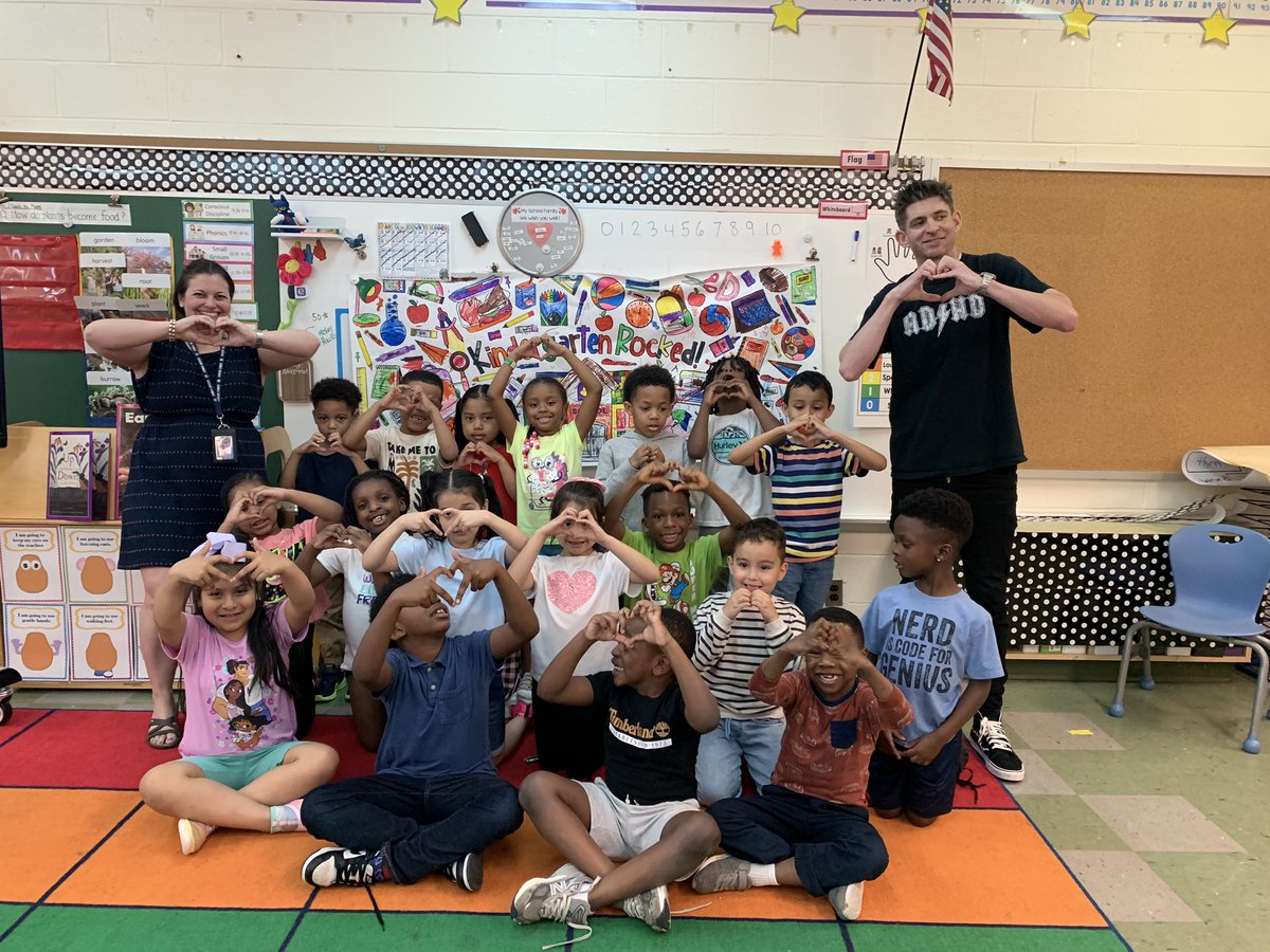 Heather Horowitz (@mrshorowitzkwes) on Twitter photo Another year in the books! Not all Ss were in this picture, but the ❤️is felt for sure! #Kindergartenrocked #bcpskinder <a href="/WoodholmeES/">Woodholme ES</a> <a href="/JulieMcDivitt/">Juliet McDivitt</a> <a href="/RadiahGarrett/">Radiah Garrett</a> @PaulaDG14 Another year in the books! Not all Ss were in this picture, but the ❤️is felt for sure! #Kindergartenrocked #bcpskinder <a href="/WoodholmeES/">Woodholme ES</a> <a href="/JulieMcDivitt/">Juliet McDivitt</a> <a href="/RadiahGarrett/">Radiah Garrett</a> @PaulaDG14